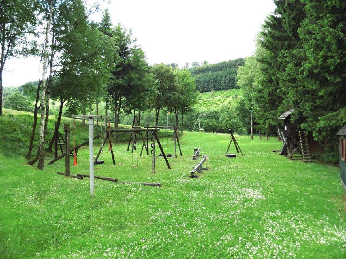 Typ Fuchsbau Hotell Schmallenberg Exteriör bild