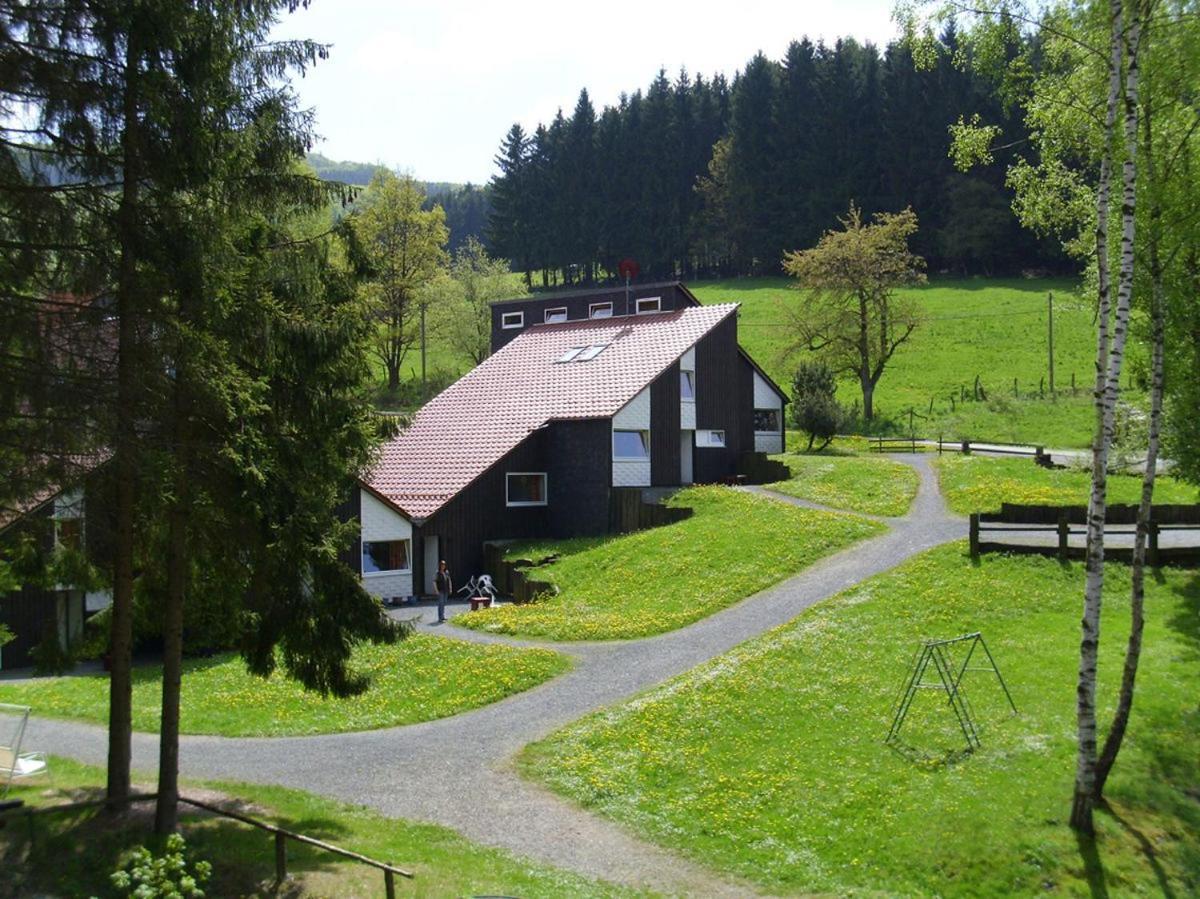 Typ Fuchsbau Hotell Schmallenberg Exteriör bild